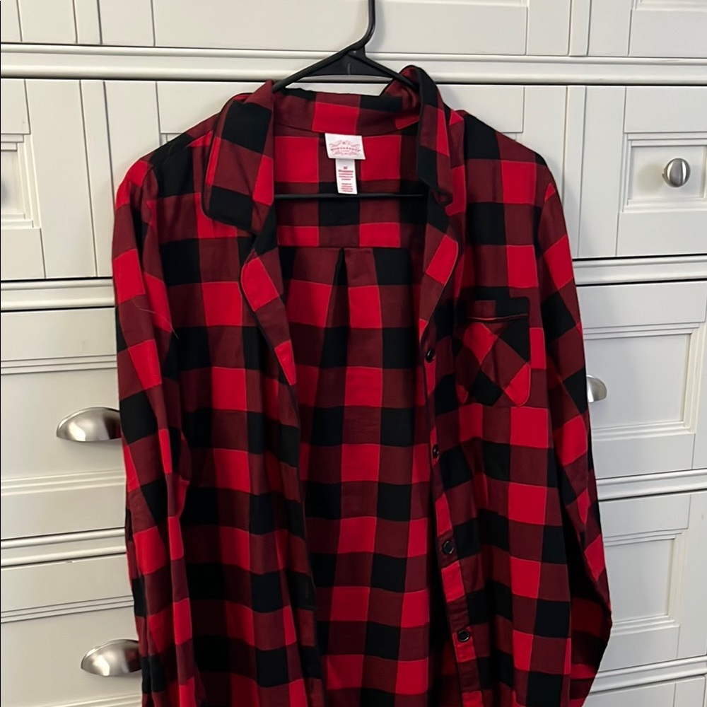 Old Navy Red and Black Plaid Shirt